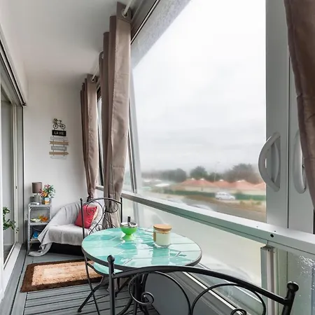Le Pavillon - A 30 M De La Apartment